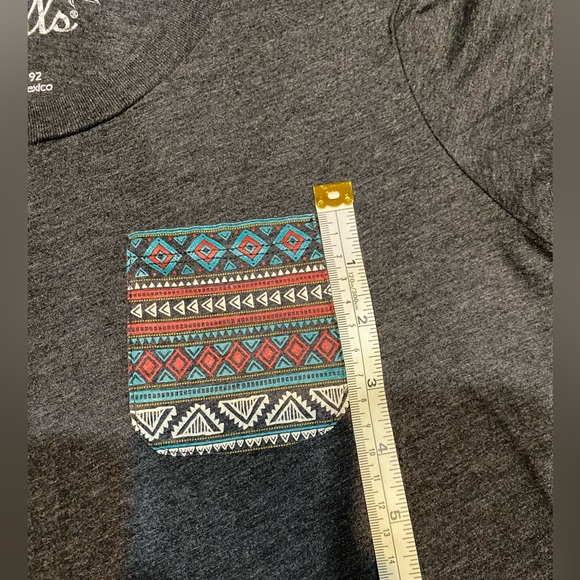 Sirens & Dolls Gey T-Shirt with Colorful Pocket, short-sleeve, Ladies Large - Picture 2 of 9